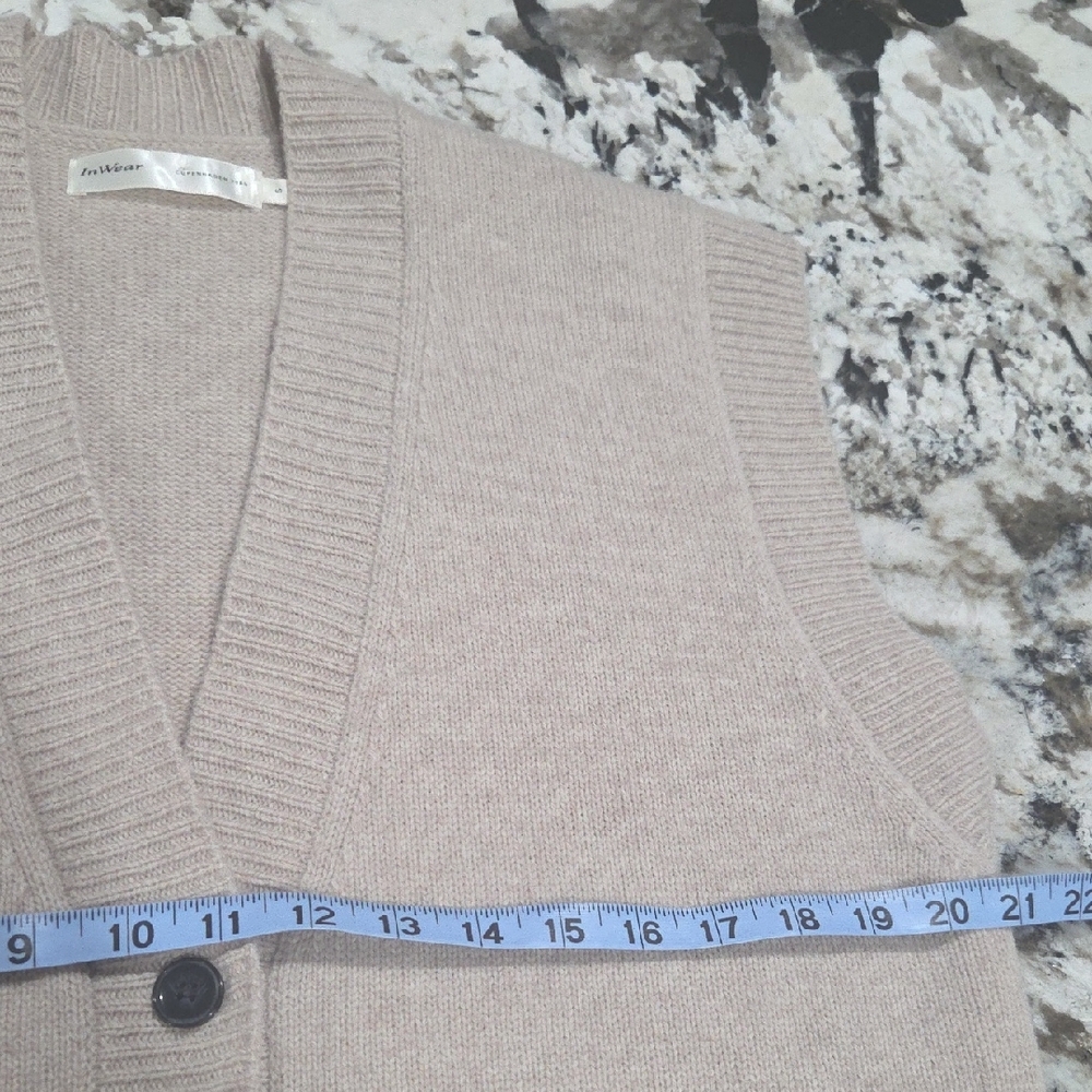 In Wear Knit Vest - Picture 5 of 6